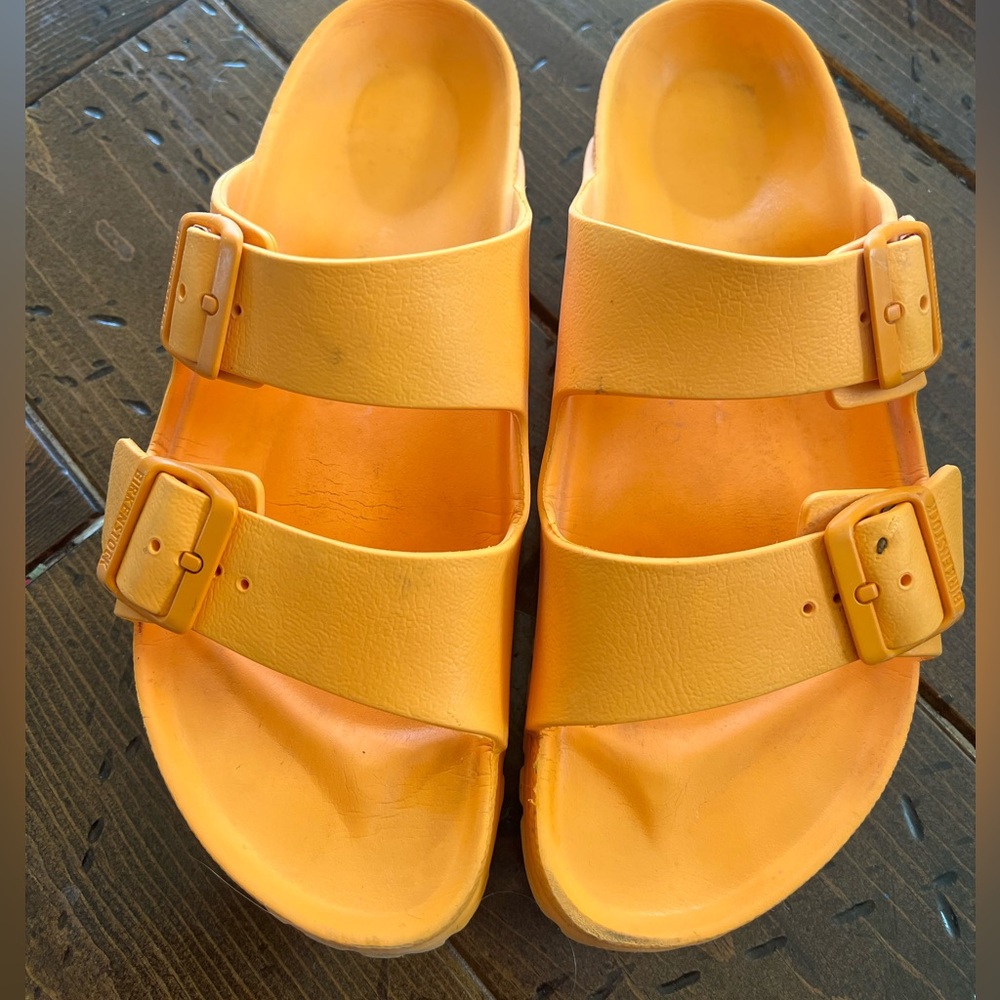 Rubber Birks